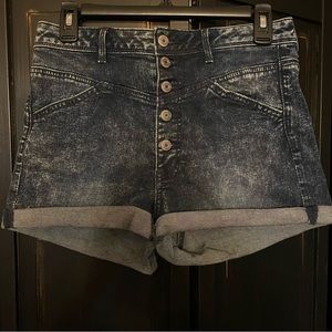 American Eagle high rise jean short